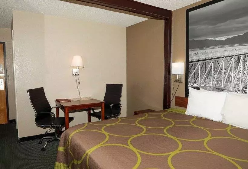 Отель Super 8 By Wyndham Gallup