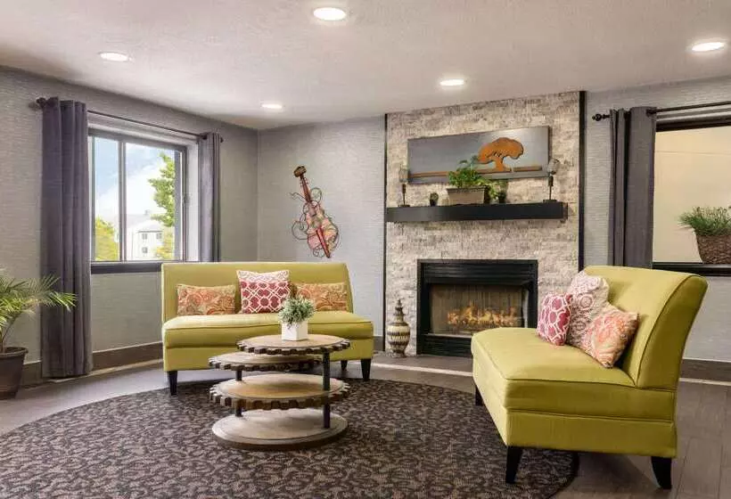 فندق Luxe Studios