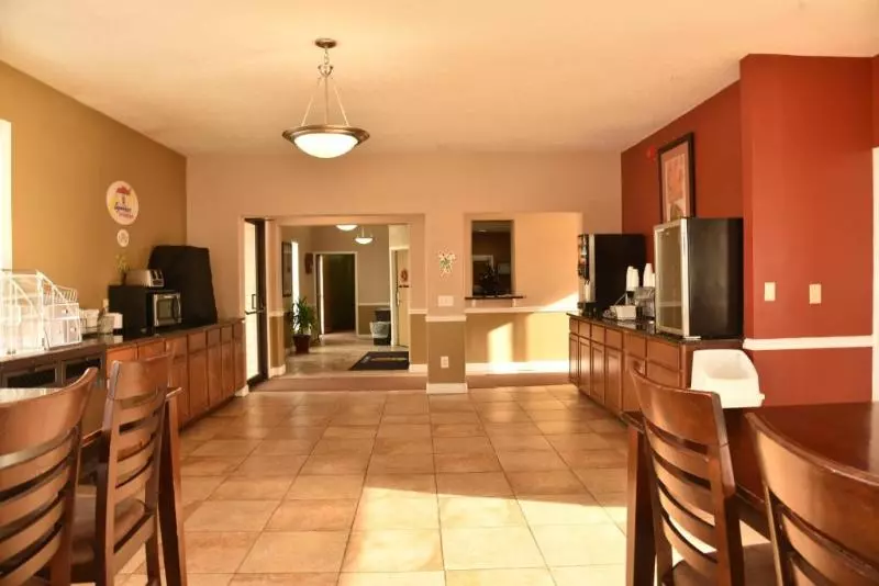 ホテル The Suite Inn