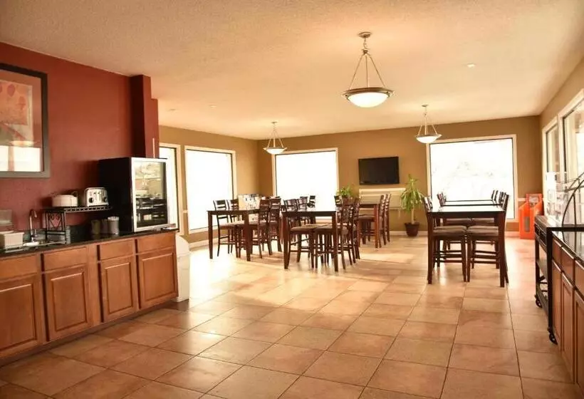 ホテル The Suite Inn