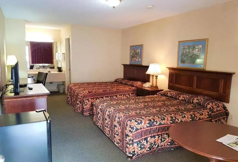 هتل Swiss Village Inn