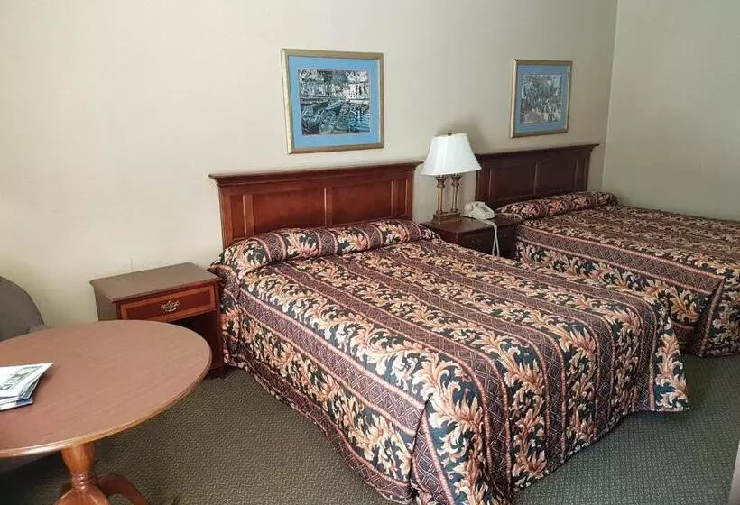 هتل Swiss Village Inn