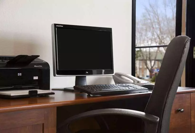 مُتل Super 8 By Wyndham Bozeman