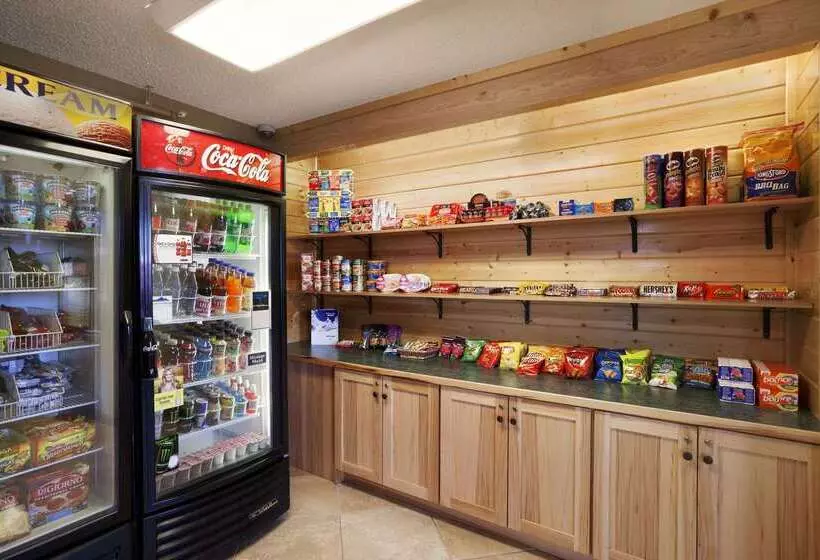 مُتل Super 8 By Wyndham Bozeman