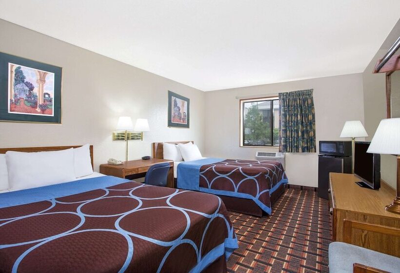 מוטל Super 8 By Wyndham Douglas