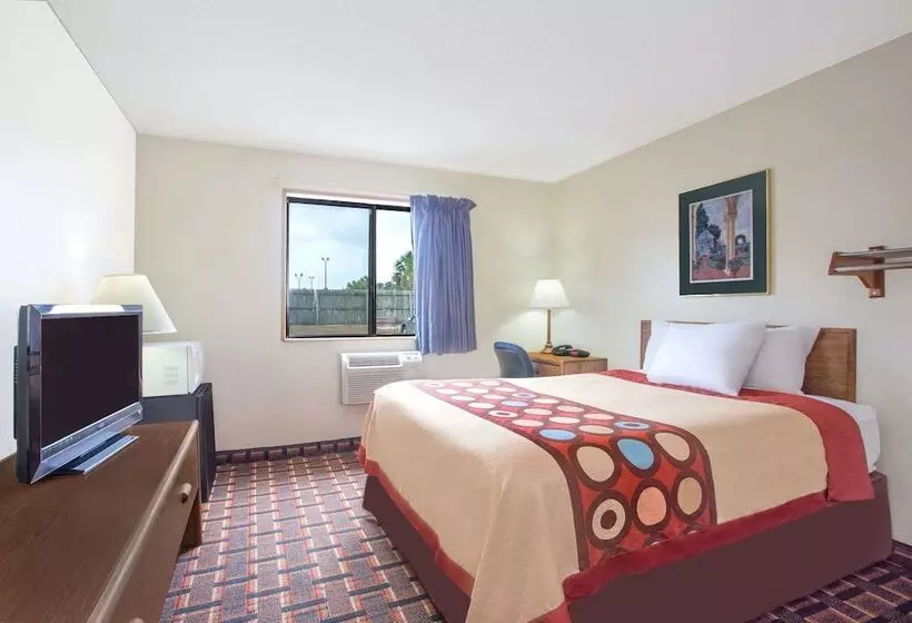 Motel Super 8 By Wyndham Douglas