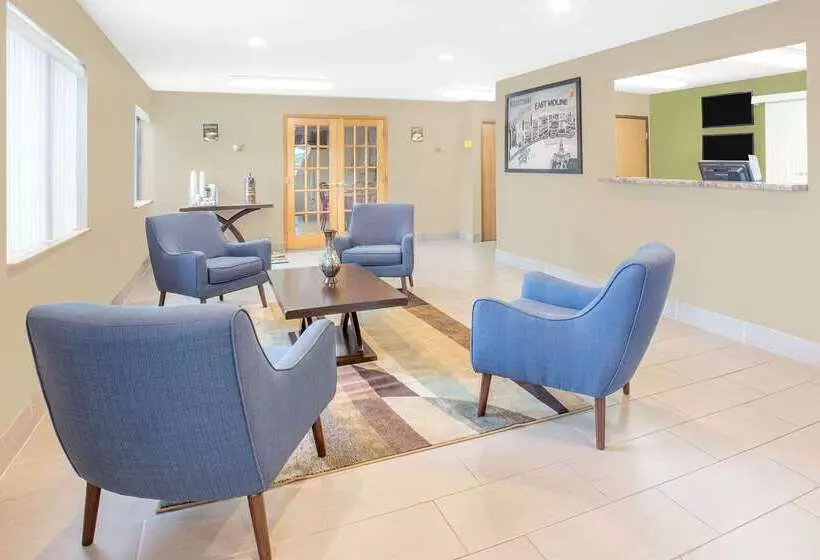 Мотель Super 8 By Wyndham East Moline