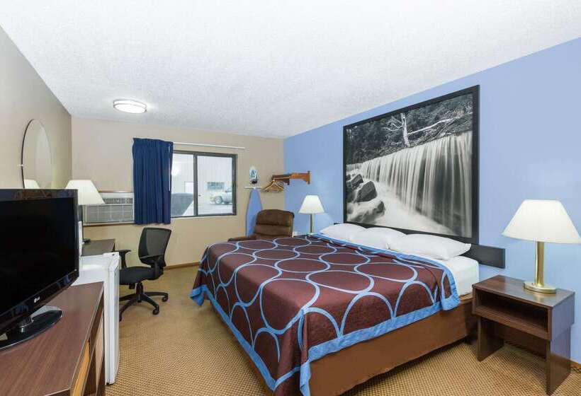 Motel Super 8 By Wyndham Manhattan Ks