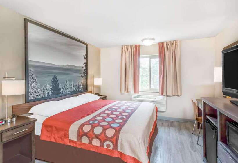 مُتل Super 8 By Wyndham Redding