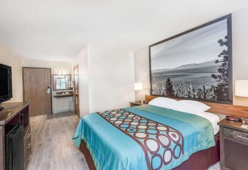 مُتل Super 8 By Wyndham Redding