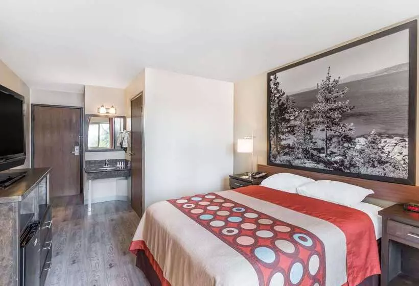 Motel Super 8 By Wyndham Redding