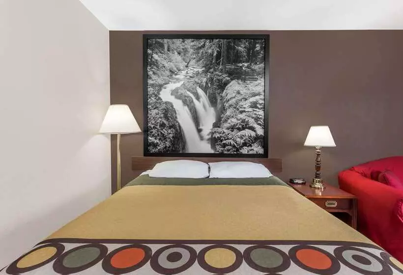 فندق على الطريق Super 8 By Wyndham Shelton