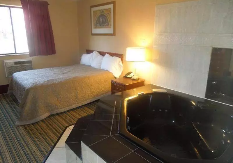 Мотель Super 8 By Wyndham Waldorf