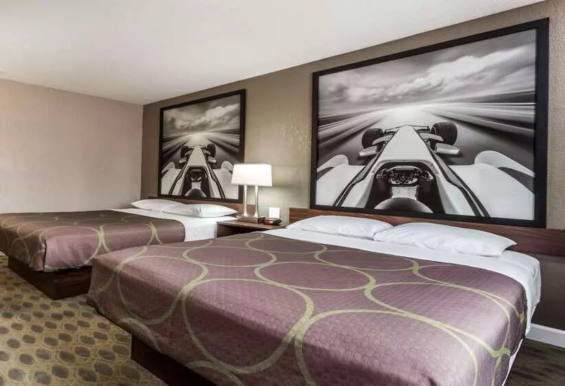 فندق على الطريق Super 8 By Wyndham Willows