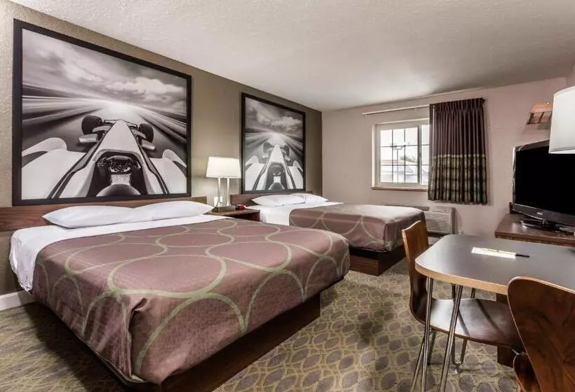 فندق على الطريق Super 8 By Wyndham Willows