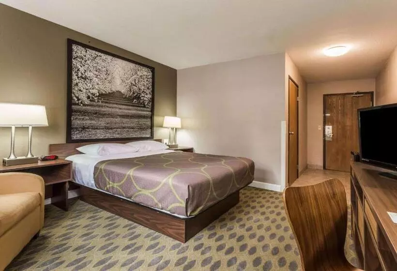 فندق على الطريق Super 8 By Wyndham Willows