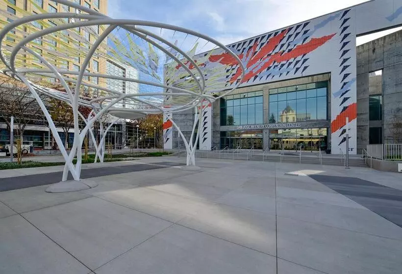 בית מלון כפרי Americas Best Value Inn San Jose Convention Center