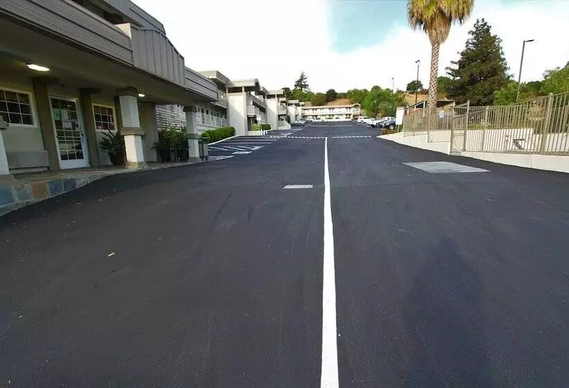 호텔 Budget Inn Of Hayward