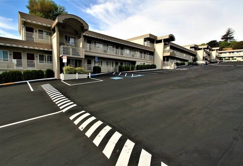 هتل Budget Inn Of Hayward