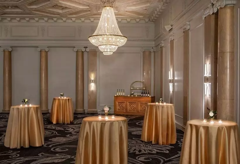 فندق Courtyard By Marriott Boston Downtown