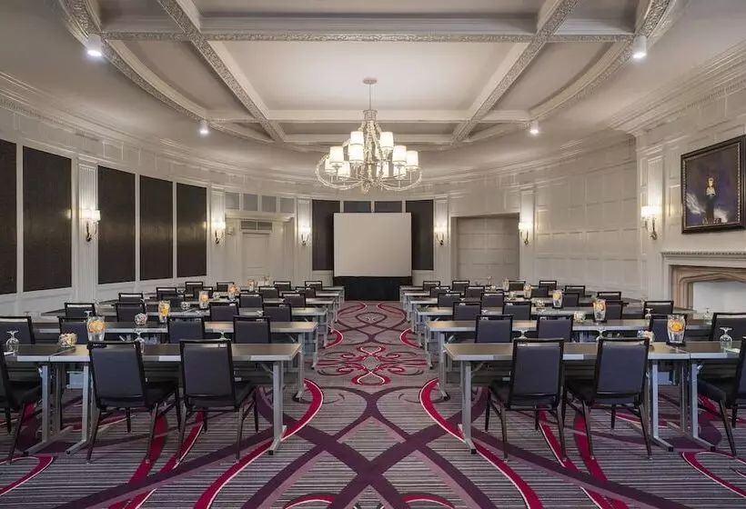 فندق Courtyard By Marriott Boston Downtown