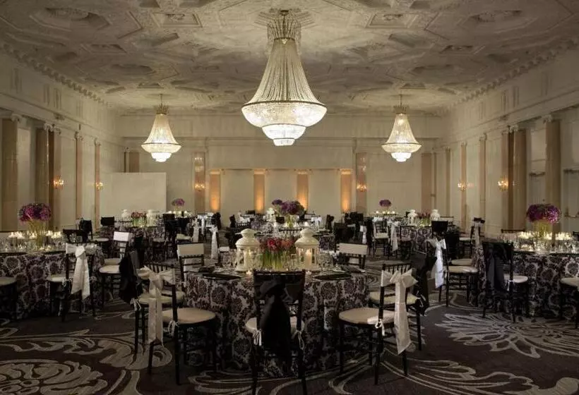 فندق Courtyard By Marriott Boston Downtown