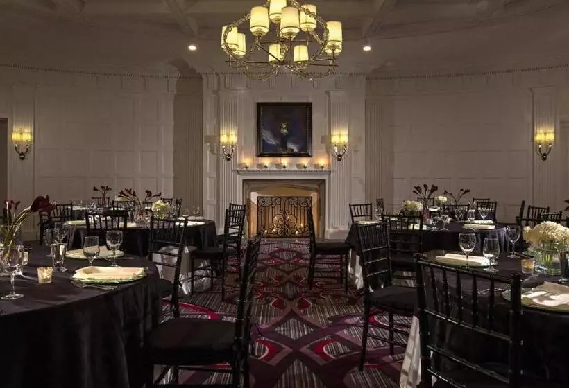 فندق Courtyard By Marriott Boston Downtown