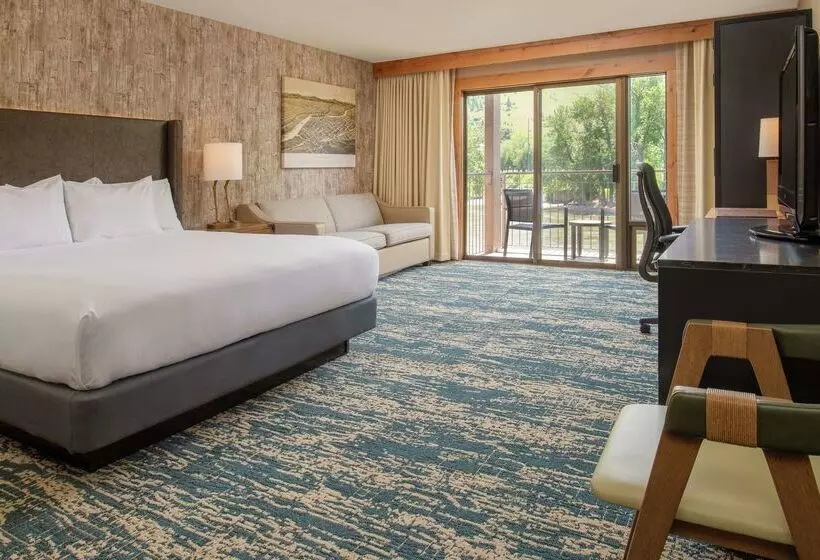 Doubletree By Hilton Hotel Missoula Edgewater