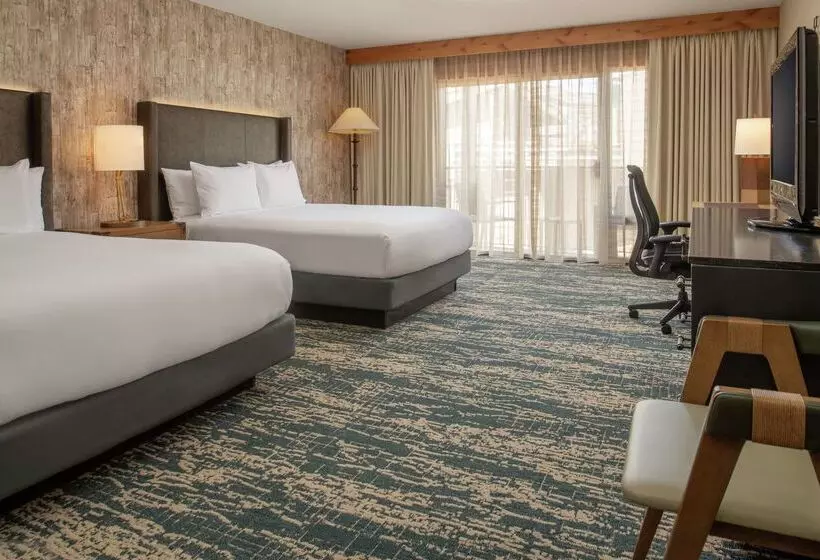 Doubletree By Hilton Hotel Missoula Edgewater