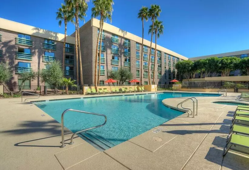 Otel Doubletree By Hilton Phoenix North