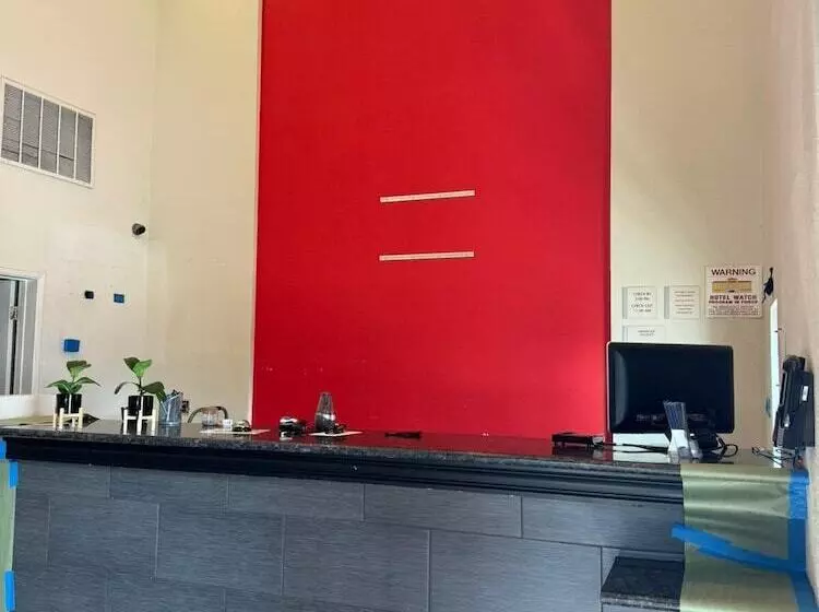 בית מלון כפרי Baymont By Wyndham Bakersfield