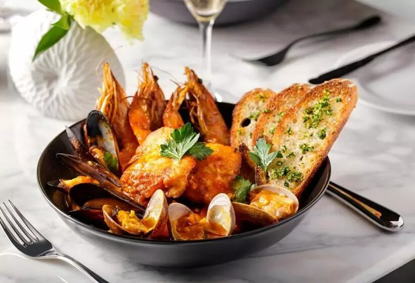 فندق Halepuna Waikiki By Halekulani