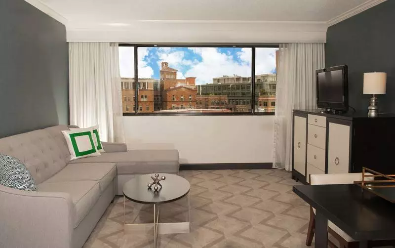 酒店 Melrose Georgetown