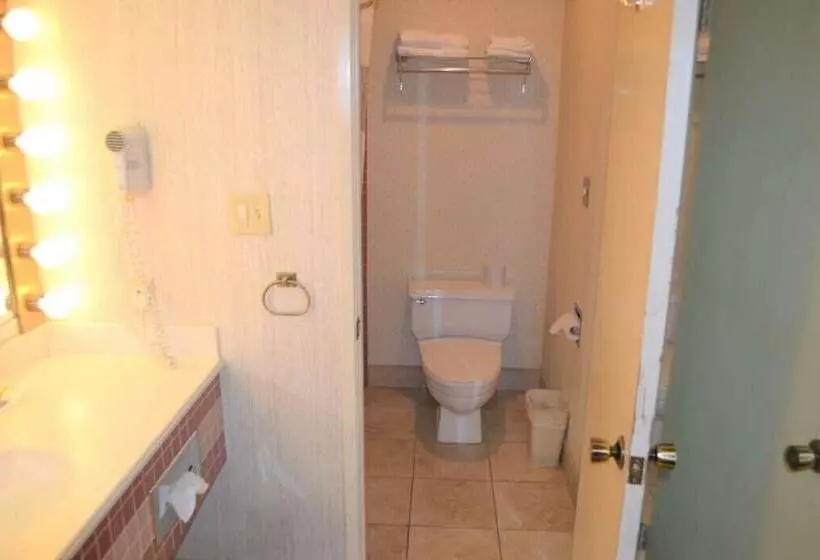 Otel Merced Inn And Suites