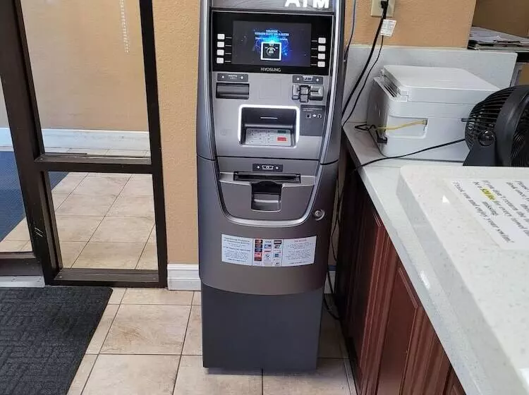 בית מלון כפרי Morningglory Inn & Suites