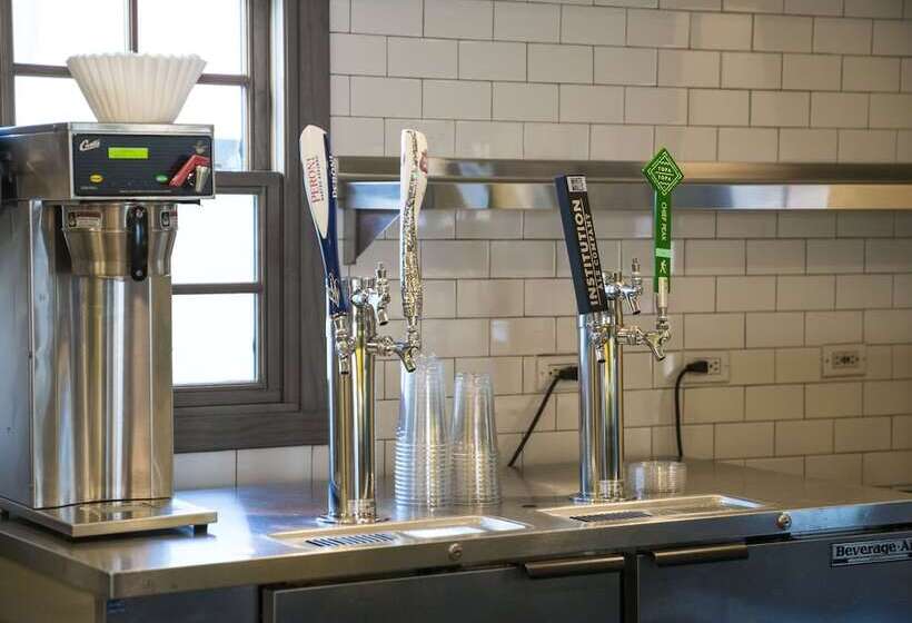 ホテル Orange Tree Inn