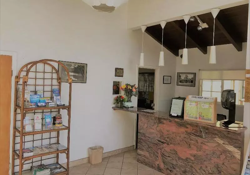 فندق Stargazer Inn And Suites