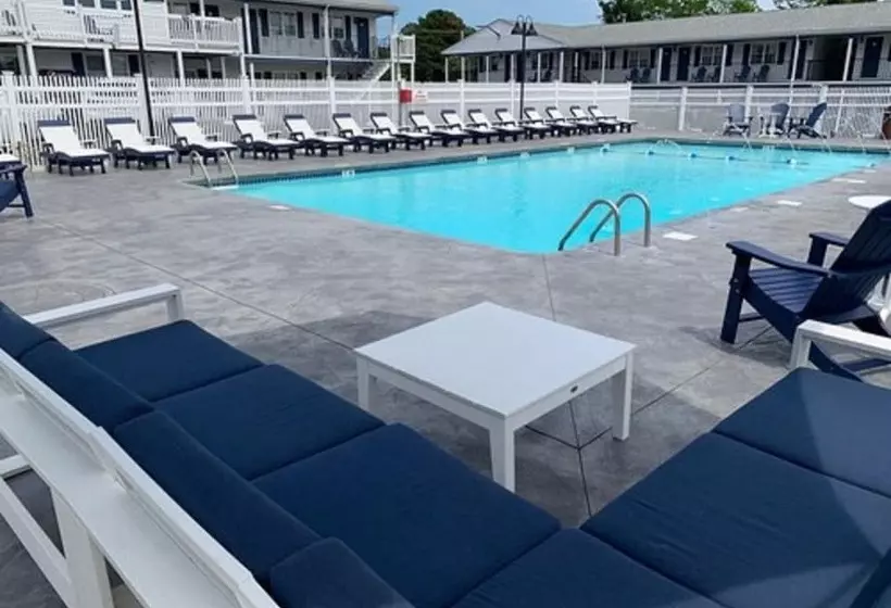 בית מלון כפרי The Tidewater Inn Cape Cod