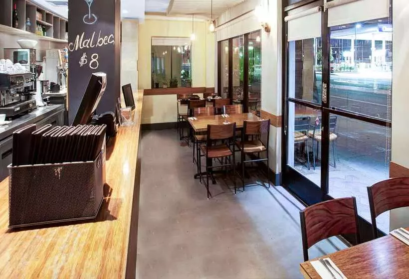 فندق Travelodge By Wyndham Culver City