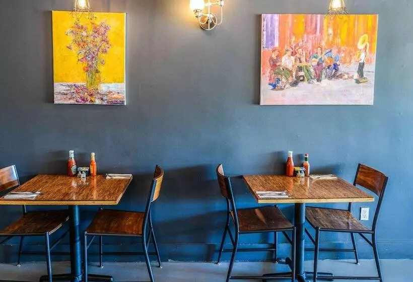 فندق Travelodge By Wyndham Culver City