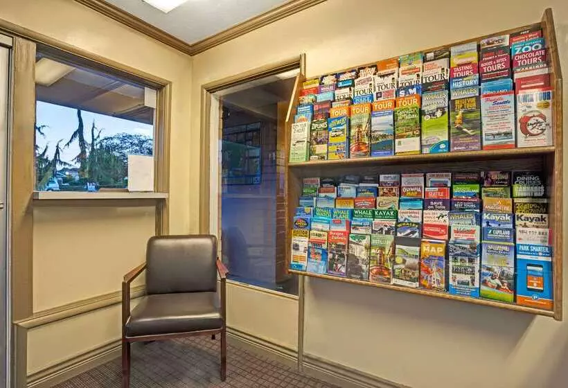 فندق Travelodge By Wyndham Everett City Center