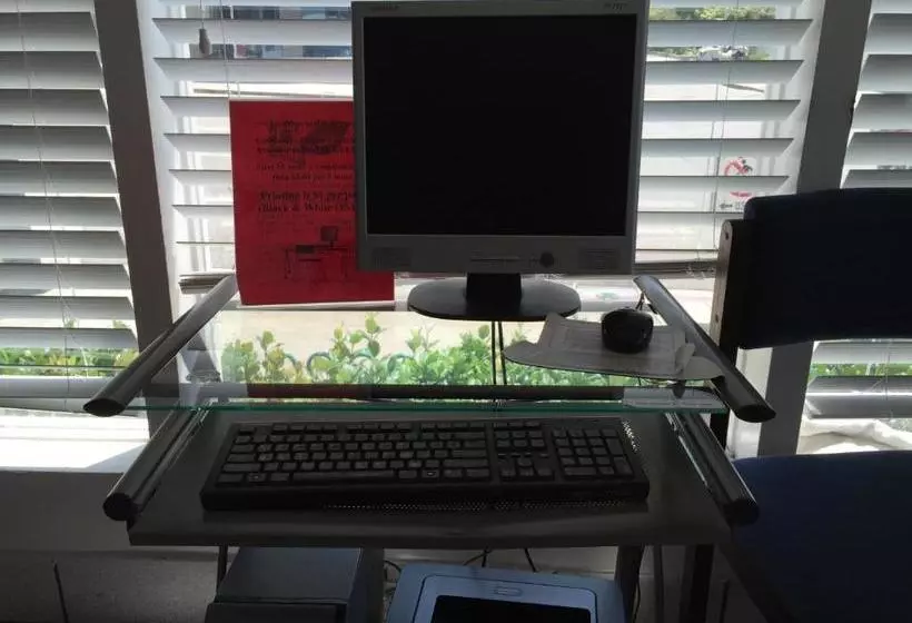 בית מלון כפרי Travelodge By Wyndham Hollywoodvermont/sunset