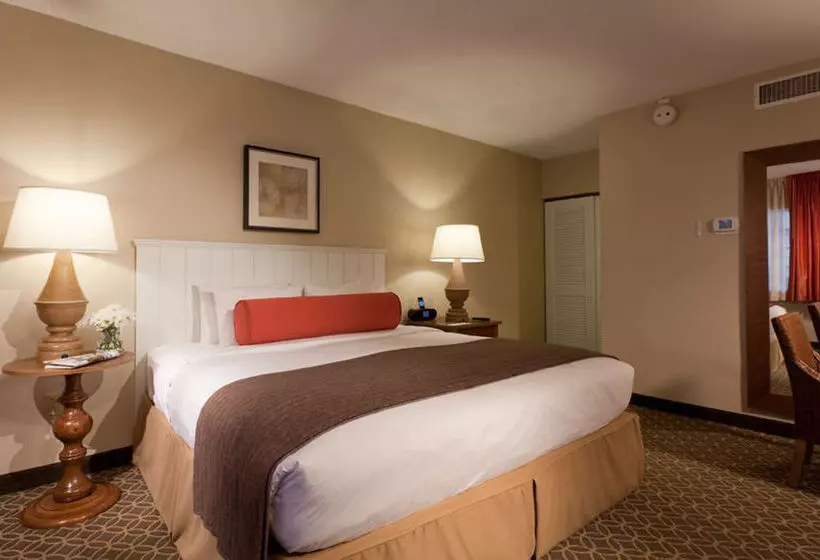 فندق The Westport Inn