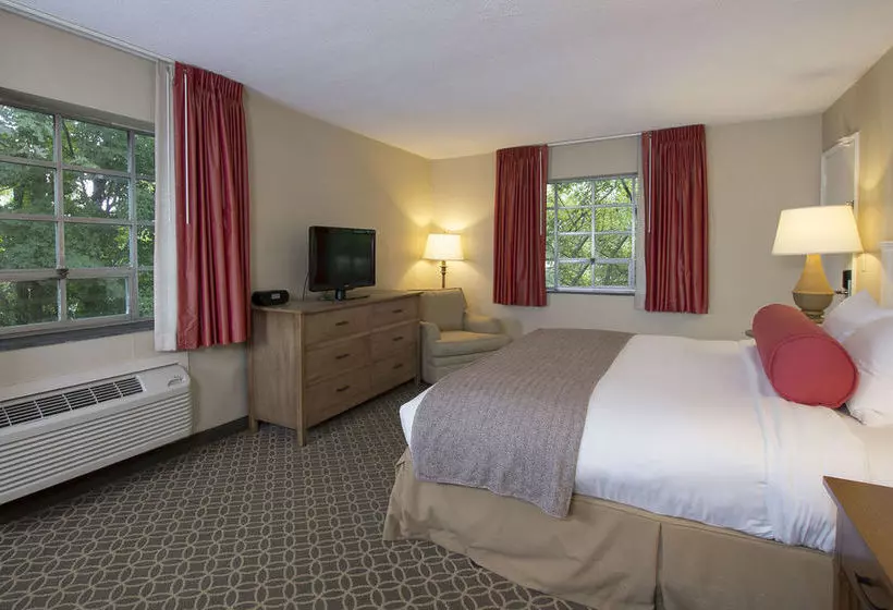 فندق The Westport Inn