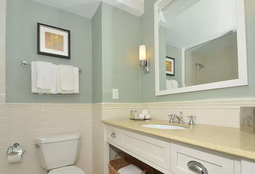 فندق The Westport Inn