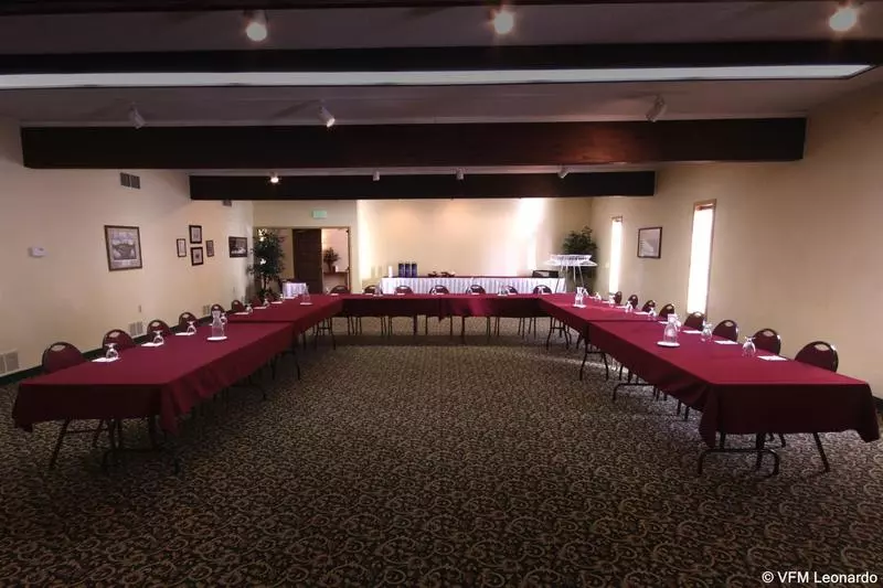 فندق Yellowstone Park Inn & Suites