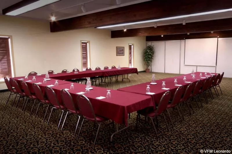 فندق Yellowstone Park Inn & Suites