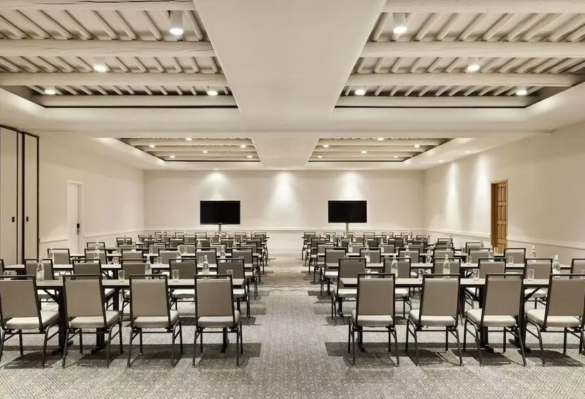 Omni Tucson National Resort & Spa