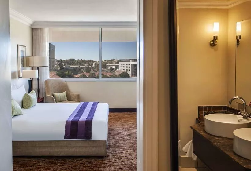 Avani Windhoek Hotel & Casino