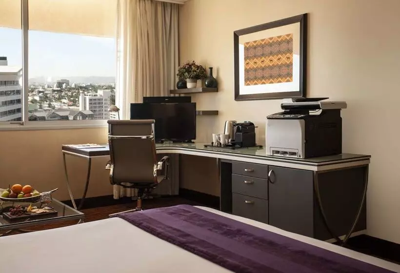 Avani Windhoek Hotel & Casino